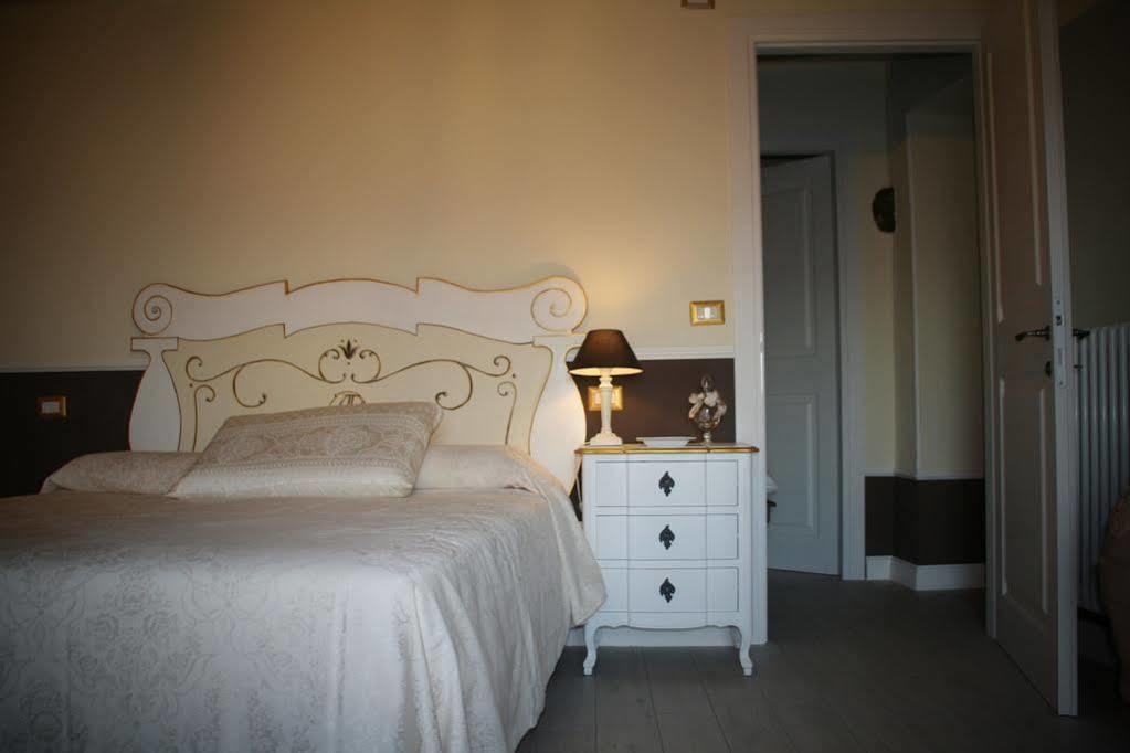 Residenza Teatro Antico Hotell Todi Eksteriør bilde
